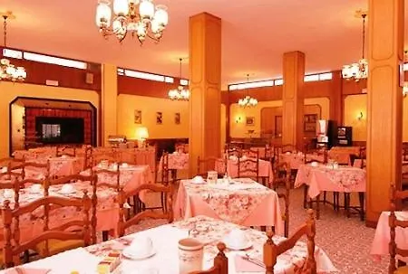 Otel Al Cavallino Bianco 3*