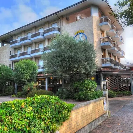 Al Cavallino Bianco Otel 3*